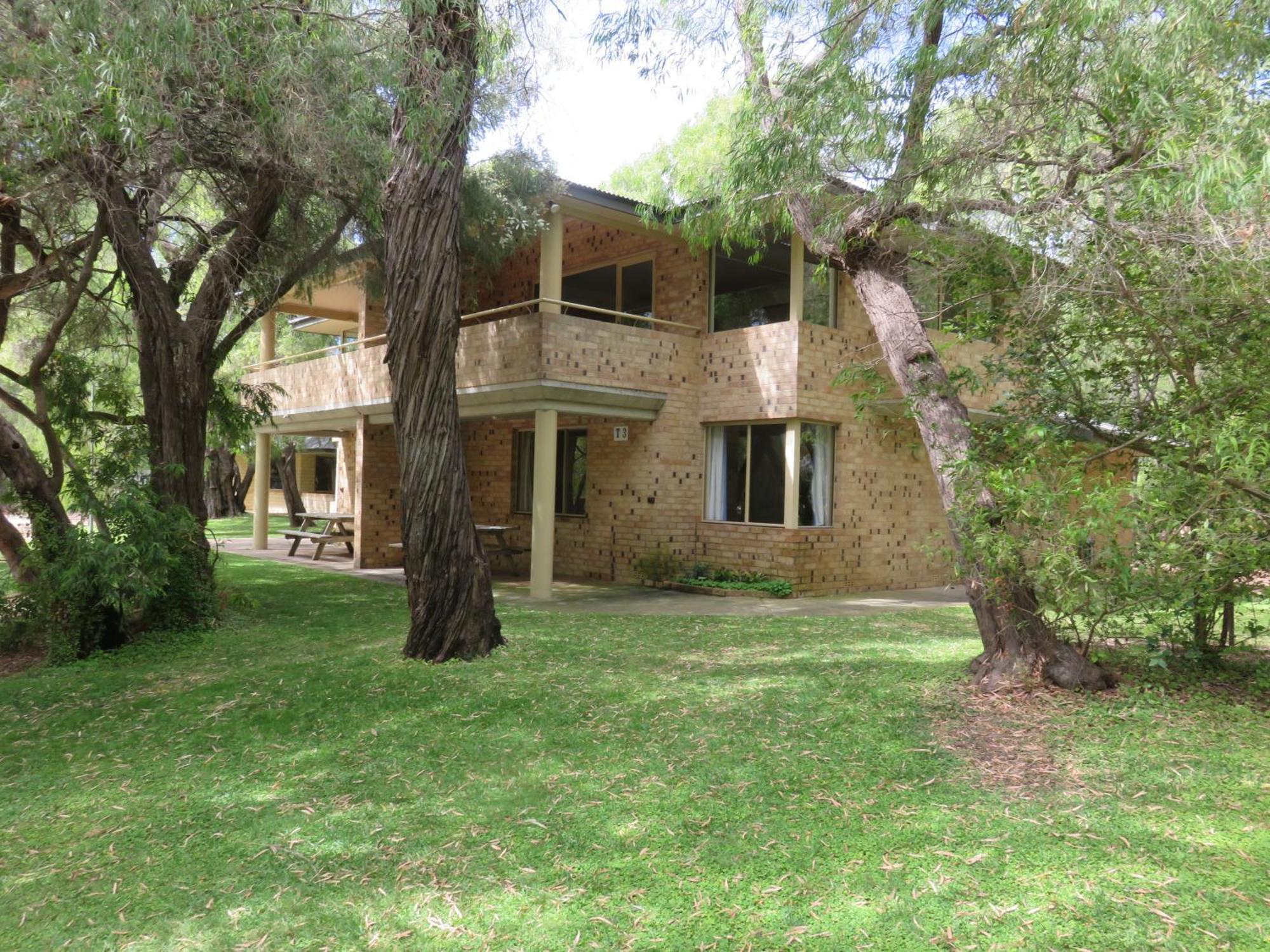 Siesta Park Holiday Resort Absolute Beachfront Resort Busselton Exterior photo