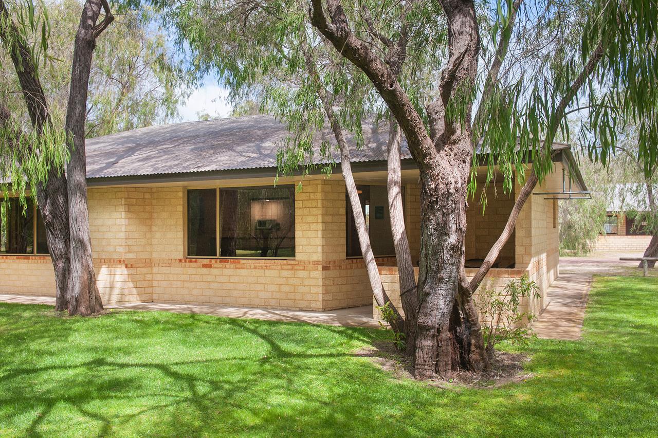 Siesta Park Holiday Resort Absolute Beachfront Resort Busselton Exterior photo