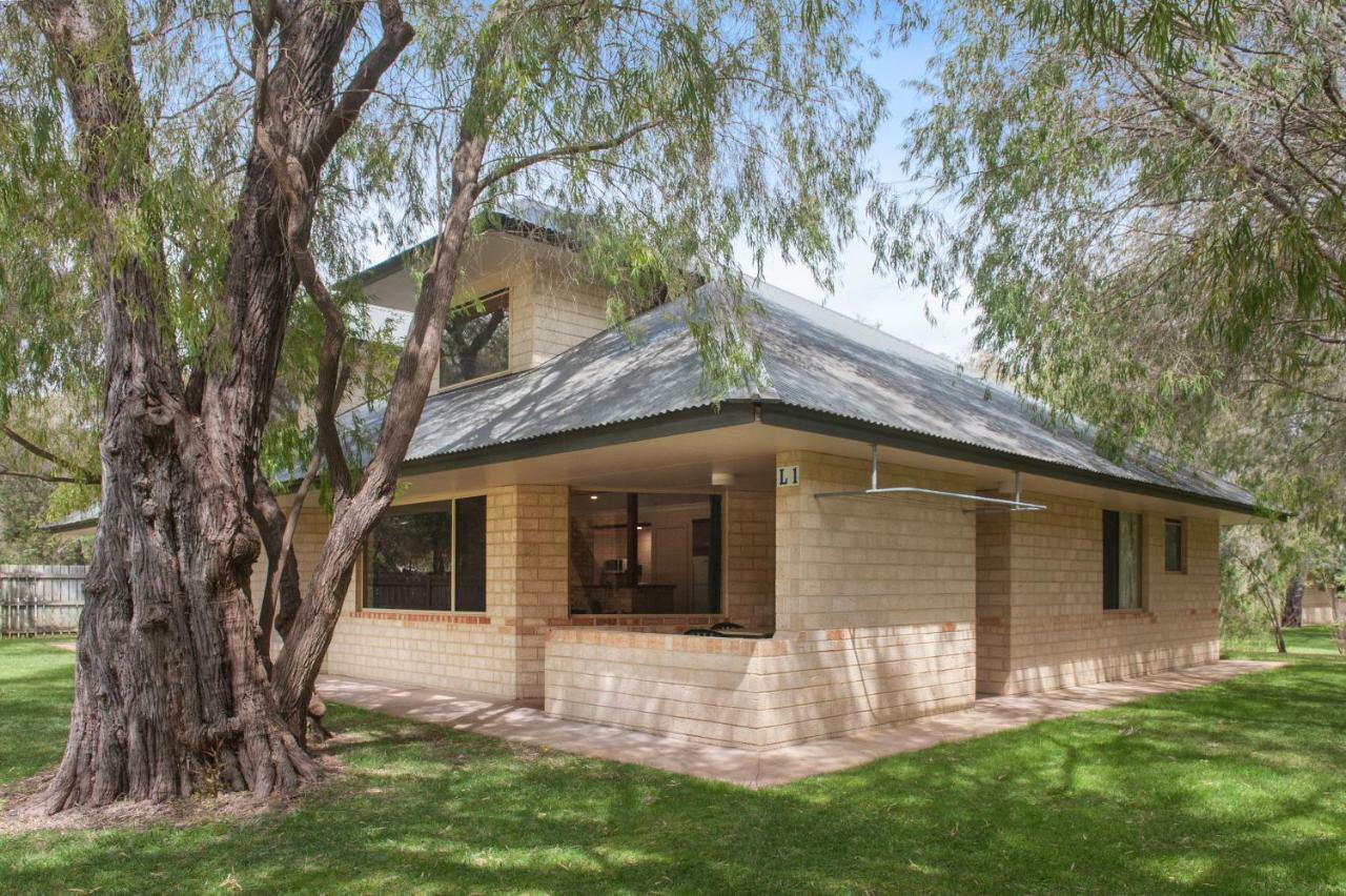 Siesta Park Holiday Resort Absolute Beachfront Resort Busselton Exterior photo